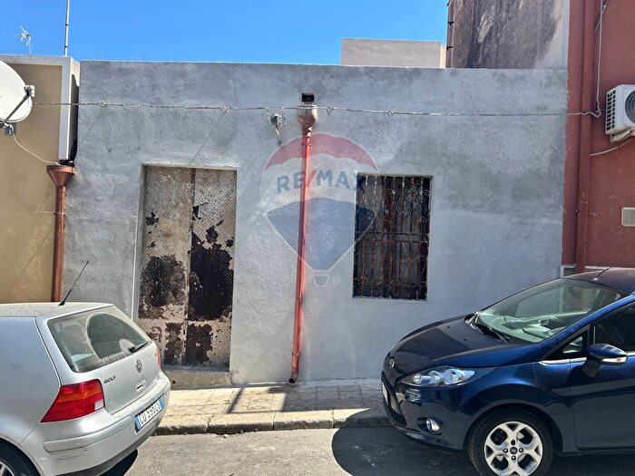 Casa quadrilocale in vendita in Via G Lanza, Pachino