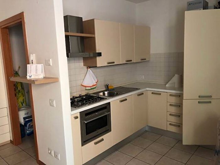 Appartamento monolocale in affitto in Via Medoro, Borgo Roma, Verona