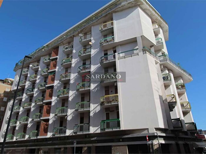 Appartamento trilocale in affitto in Via Seneca, Commenda, Brindisi