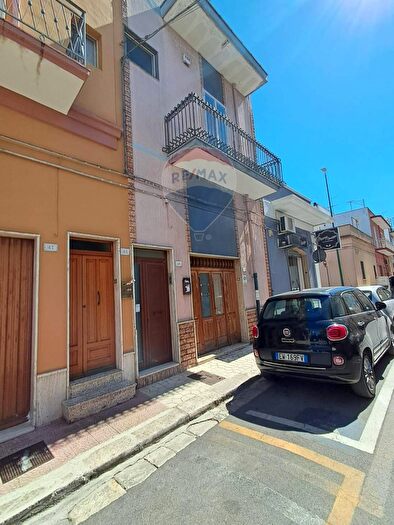 Casa quadrilocale in vendita in Via Trento, Latiano