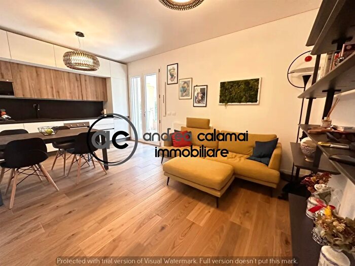 Appartamento trilocale in vendita in Via dell'Olmo, Prato