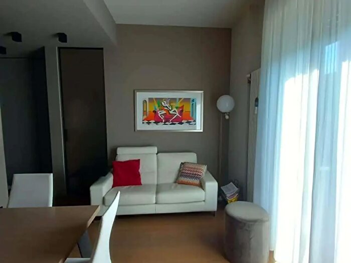 Appartamento monolocale in affitto in Bastioni di Porta Volta, Milano