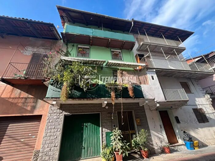 Casa quadrilocale in vendita in Via Feletto Via Cardinale delle Lanze, Feletto