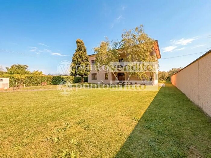 Casa con 12 locali in vendita in a di Liso, Capannori