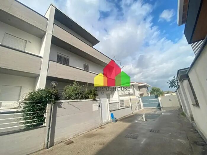 Casa con 5 locali in vendita in Via Ambra, Trentola Ducenta