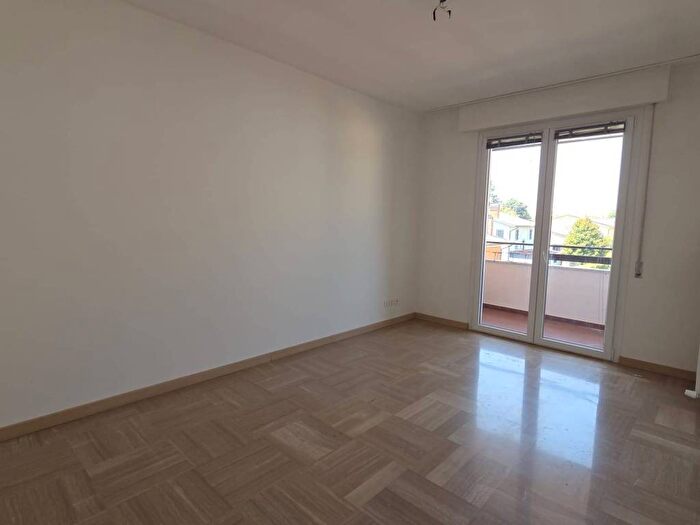 Appartamento trilocale in affitto in Via Piazza d'Armi, Via Cividale, Udine