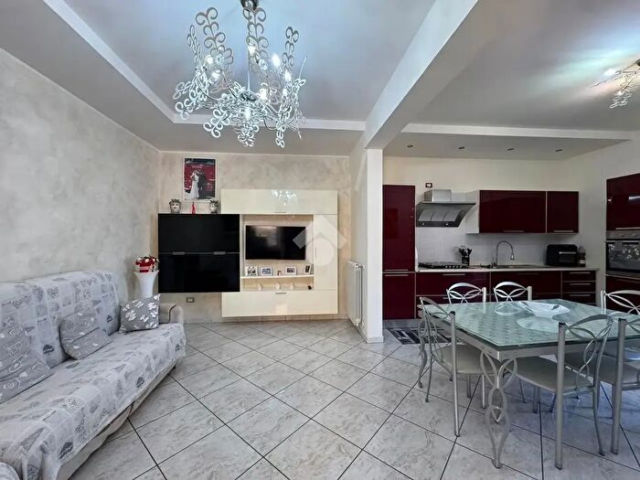 Appartamento bilocale in vendita in Via Bardascini, Santa Maria La Carita