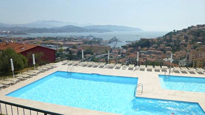 Appartamento con 5 locali in vendita in Via SantAndrea, La Spezia