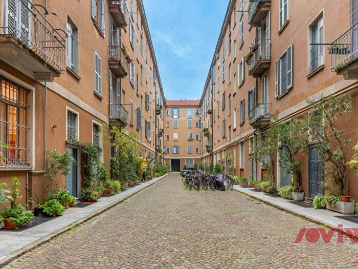 Appartamento con 5 locali in affitto in Via Orti, Quadronno Crocetta, Milano