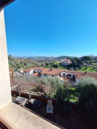 Casa con 7 locali in vendita in Via Monte Grugnanello, Morlupo