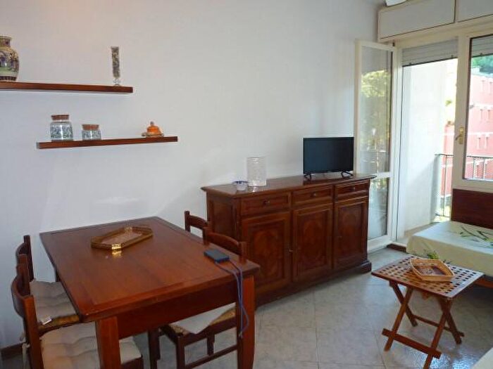 Appartamento bilocale in vendita in Viale dei Lecci, Comacchio