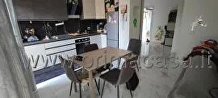 Appartamento con 5 locali in vendita in Via Risorgimento, Aicurzio