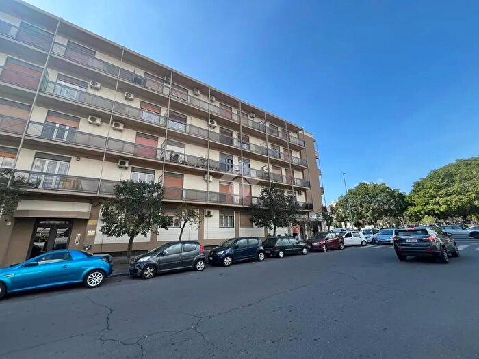 Appartamento con 5 locali in affitto in Via Vitaliano Brancati, Catania