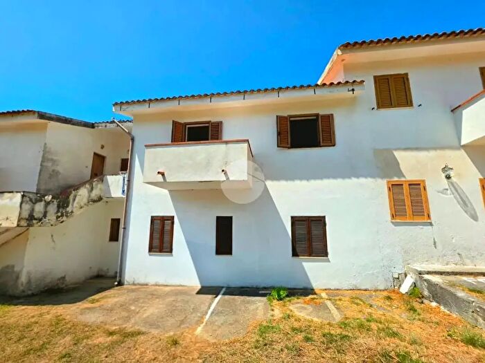 Appartamento trilocale in vendita in Via Panoramica, Scalea