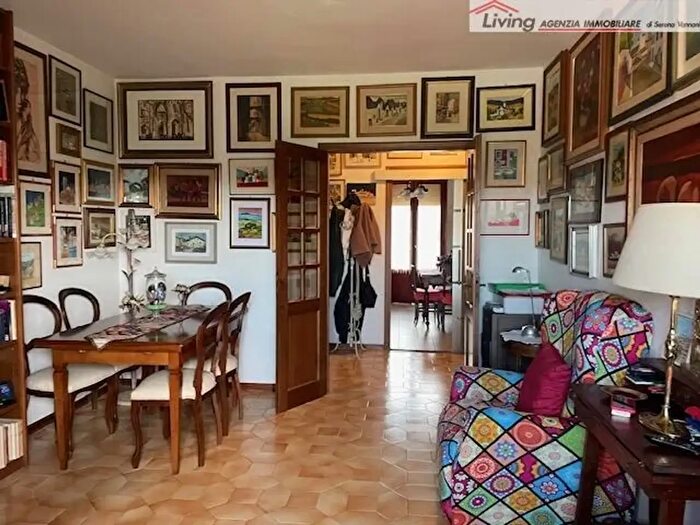 Appartamento con 5 locali in vendita in Sovicille