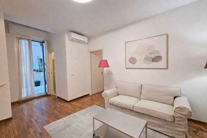 Appartamento bilocale in affitto in Borgogna Largo Augusto, Milano