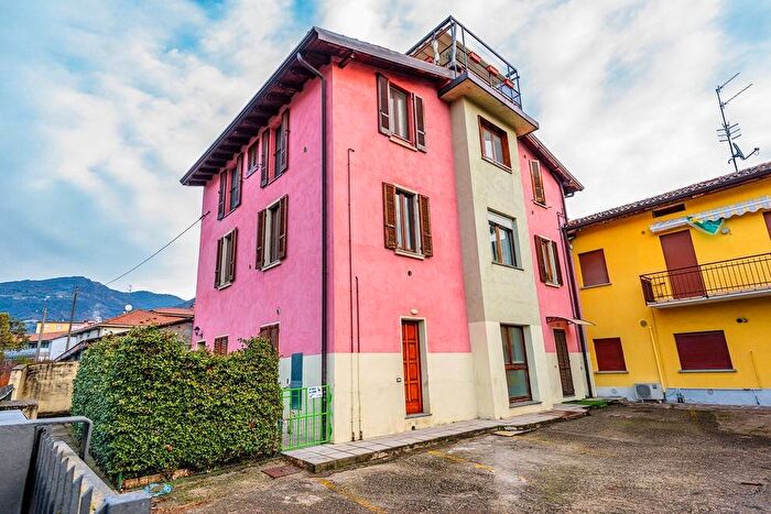 Appartamento bilocale in affitto in Via Meer, Centro, Alzano Lombardo