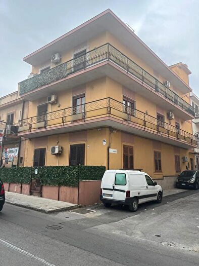 Appartamento quadrilocale in vendita in Via Sferracavallo, Palermo