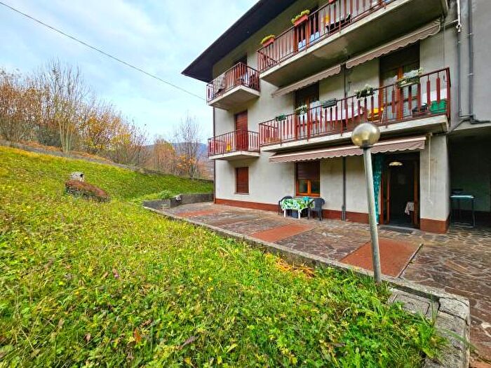 Appartamento trilocale in vendita in Via Monte Grappa, Leffe