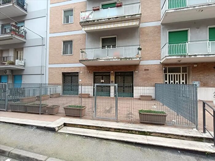 Appartamento con 5 locali in vendita in Via Papa Giovanni XXIII, Chieti