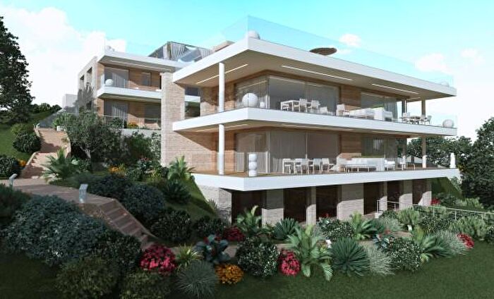 Appartamento con 6 locali in vendita in Via Promontorio, Toscolano Maderno