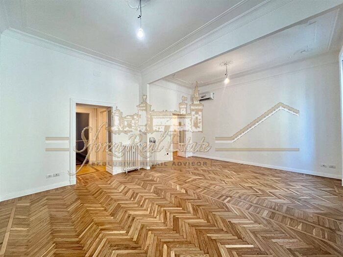 Appartamento quadrilocale in affitto in Via Spartaco, Cadore, Milano