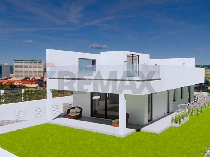 Casa con 6 locali in vendita in Via Lanza di Scalea, Palermo