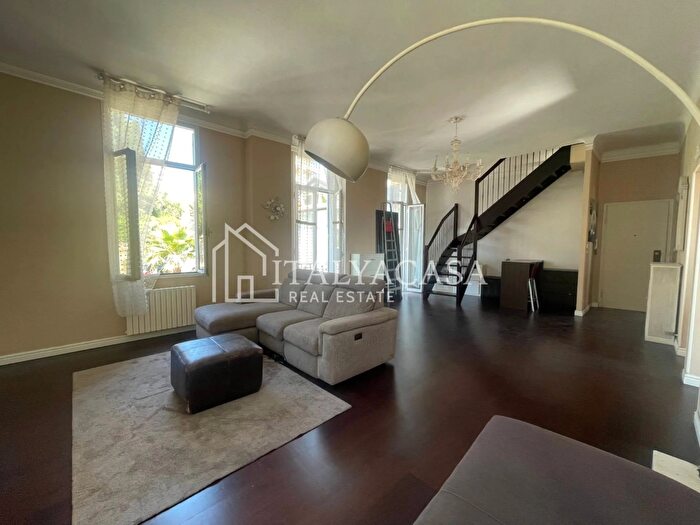 Appartamento con 5 locali in vendita in Corso degli Inglesi, Sanremo