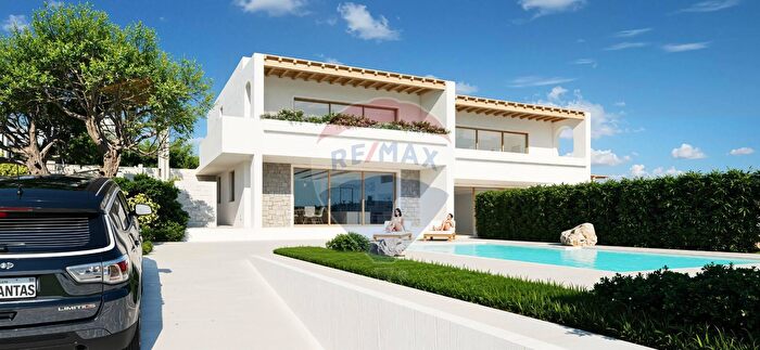 Casa con 5 locali in vendita in Quartu SantElena