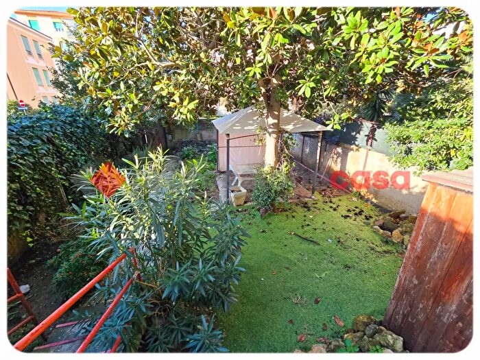 Appartamento trilocale in vendita in Livorno