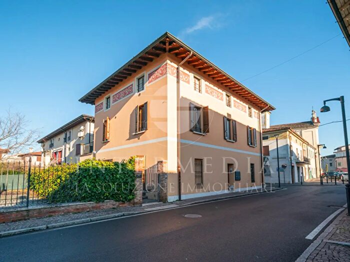 Appartamento bilocale in vendita in Via Vittorio Emanuele II, Castel Mella