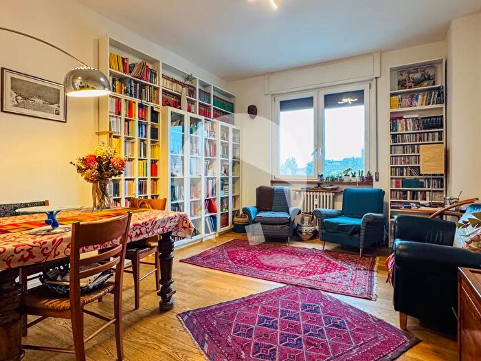 Appartamento con 5 locali in vendita in Piazza Vallisneri, Reggio Emilia