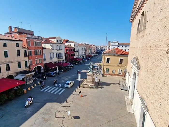 Appartamento con 5 locali in vendita in Chioggia
