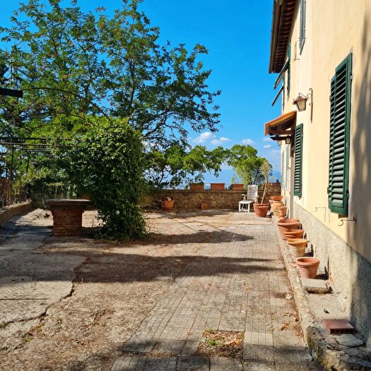 Appartamento trilocale in vendita in Via del Chiassone, Firenze