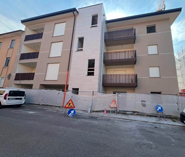 Appartamento quadrilocale in vendita in Via, Piacenza