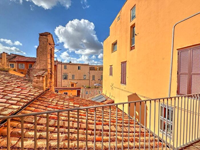 Casa monolocale in affitto in Via dei Prefetti, Montecitorio, Roma