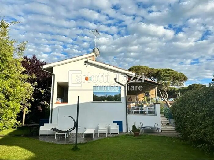 Appartamento quadrilocale in vendita in Via del Tombolo, Grosseto