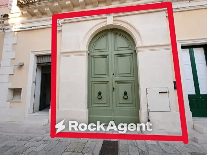 Casa trilocale in vendita in Corso Umberto, Trepuzzi