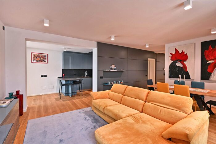 Appartamento con 5 locali in vendita in Gargnano