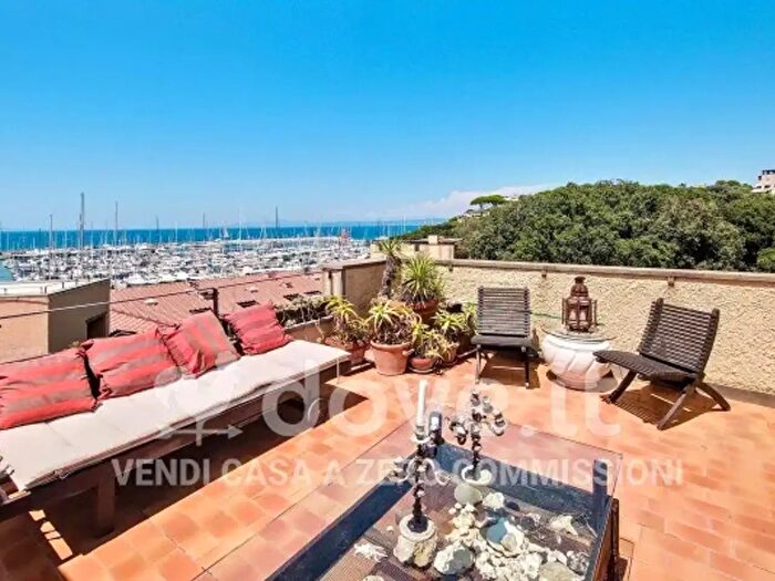 Appartamento quadrilocale in vendita in Punta Ala Snc, Castiglione Della Pescaia