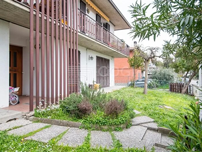 Appartamento quadrilocale in vendita in Via Kennedy, Castel Bolognese