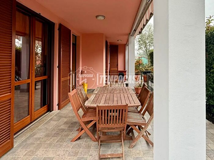 Casa con 5 locali in vendita in Via Monte Grappa a, Merate