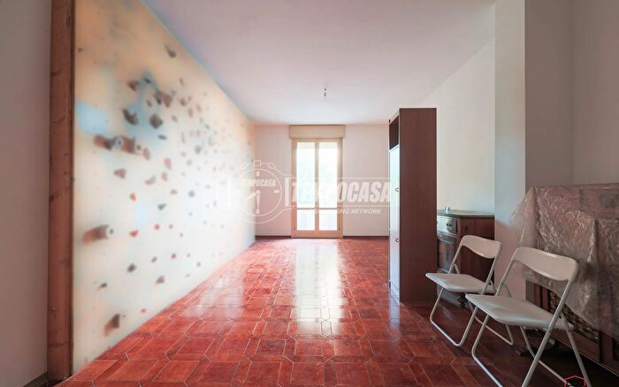 Appartamento con 5 locali in vendita in Via Vicoli, Ravenna