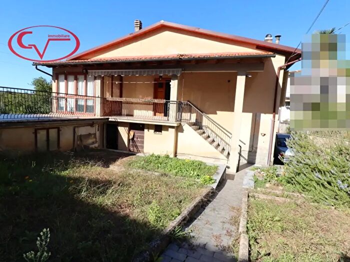Casa con 5 locali in vendita in Via di Mercatale Valdarno, Montevarchi