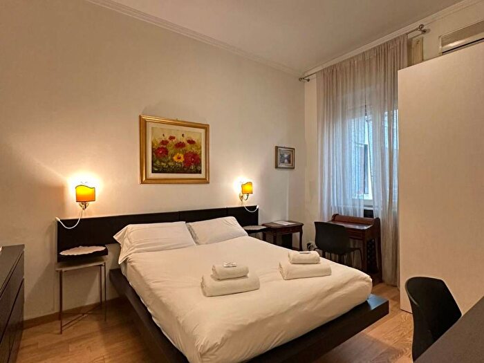 Appartamento monolocale in affitto in Via dei Pellegrini, Quadronno Crocetta, Milano