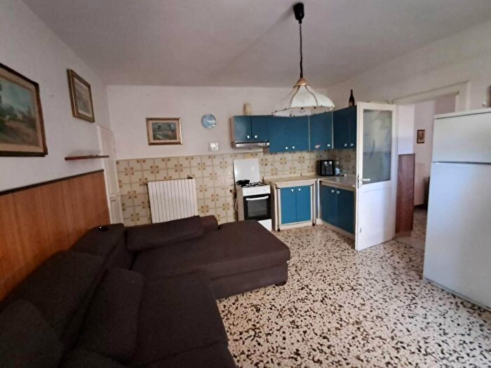 Casa con 5 locali in vendita in Crespina Lorenzana