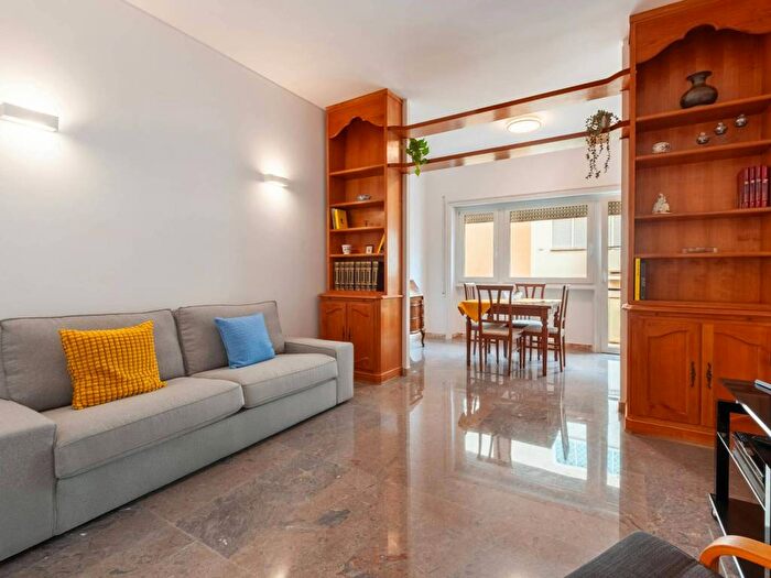 Appartamento trilocale in affitto in Via Baldo degli Ubaldi, Baldo degli Ubaldi, Roma