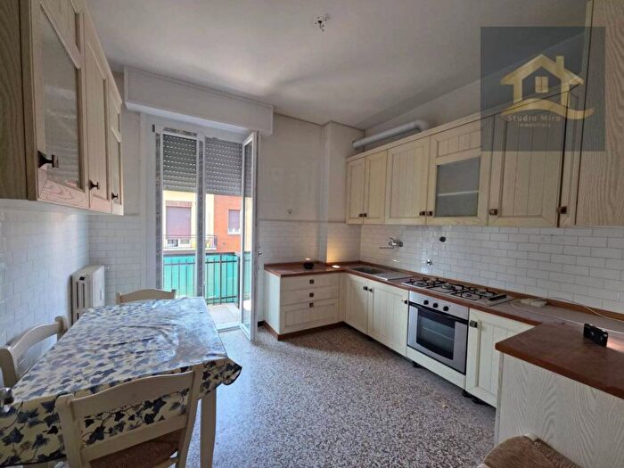 Appartamento quadrilocale in affitto in Strada Buffolara, Pablo Prati Bocchi, Parma