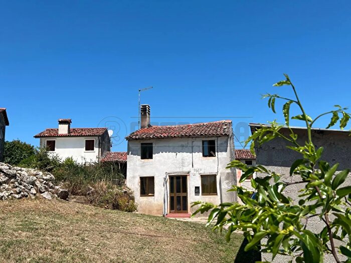 Casa bilocale in vendita in Via Beggioni, Val Liona