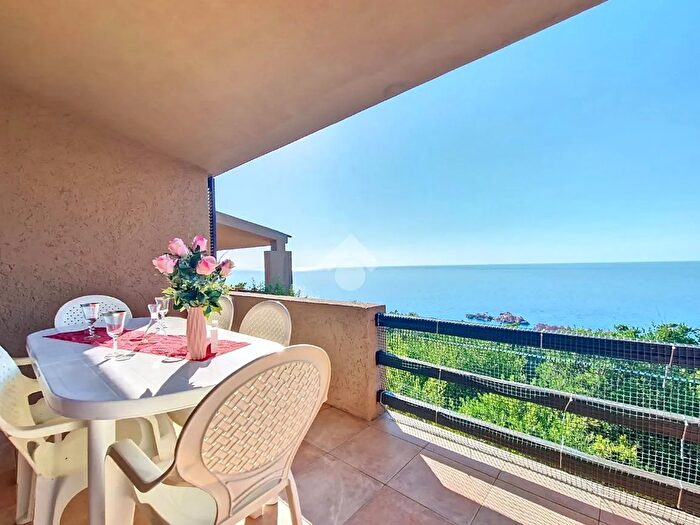 Appartamento trilocale in vendita in Via La Traissedda, Trinità dAgultu e Vignola